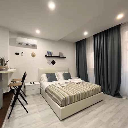 Apartment Giano Host - Strada Nuova Genua